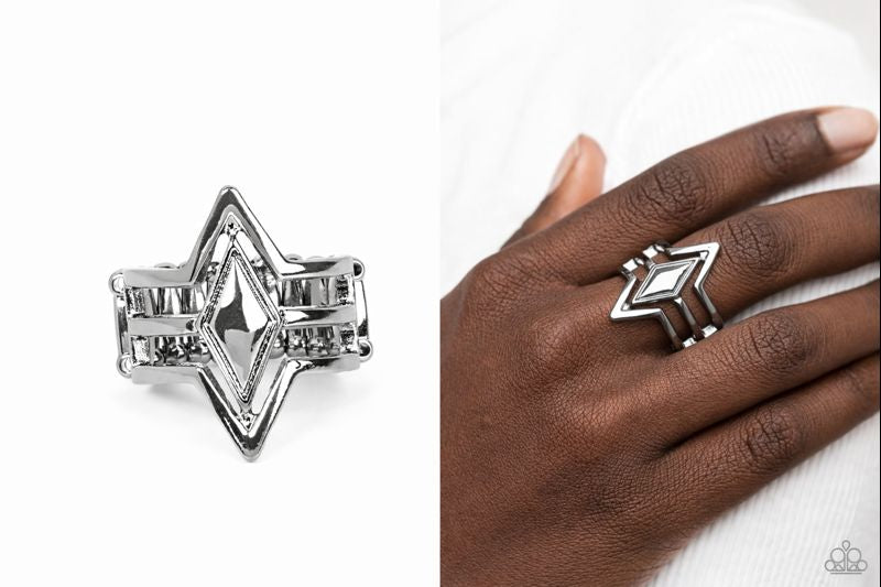 Deceivingly Diamond - silver